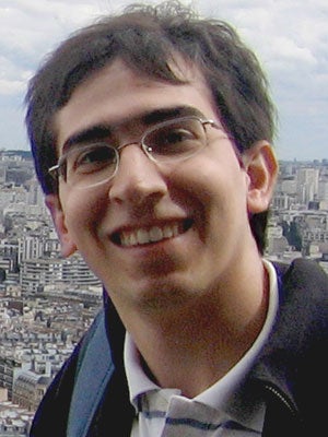 arian maleki's headshot